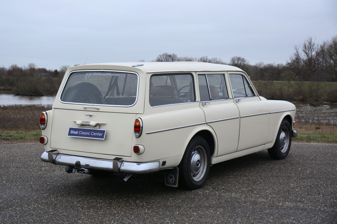 Volvo Amazon stationcar Overdrive 1966 restored
